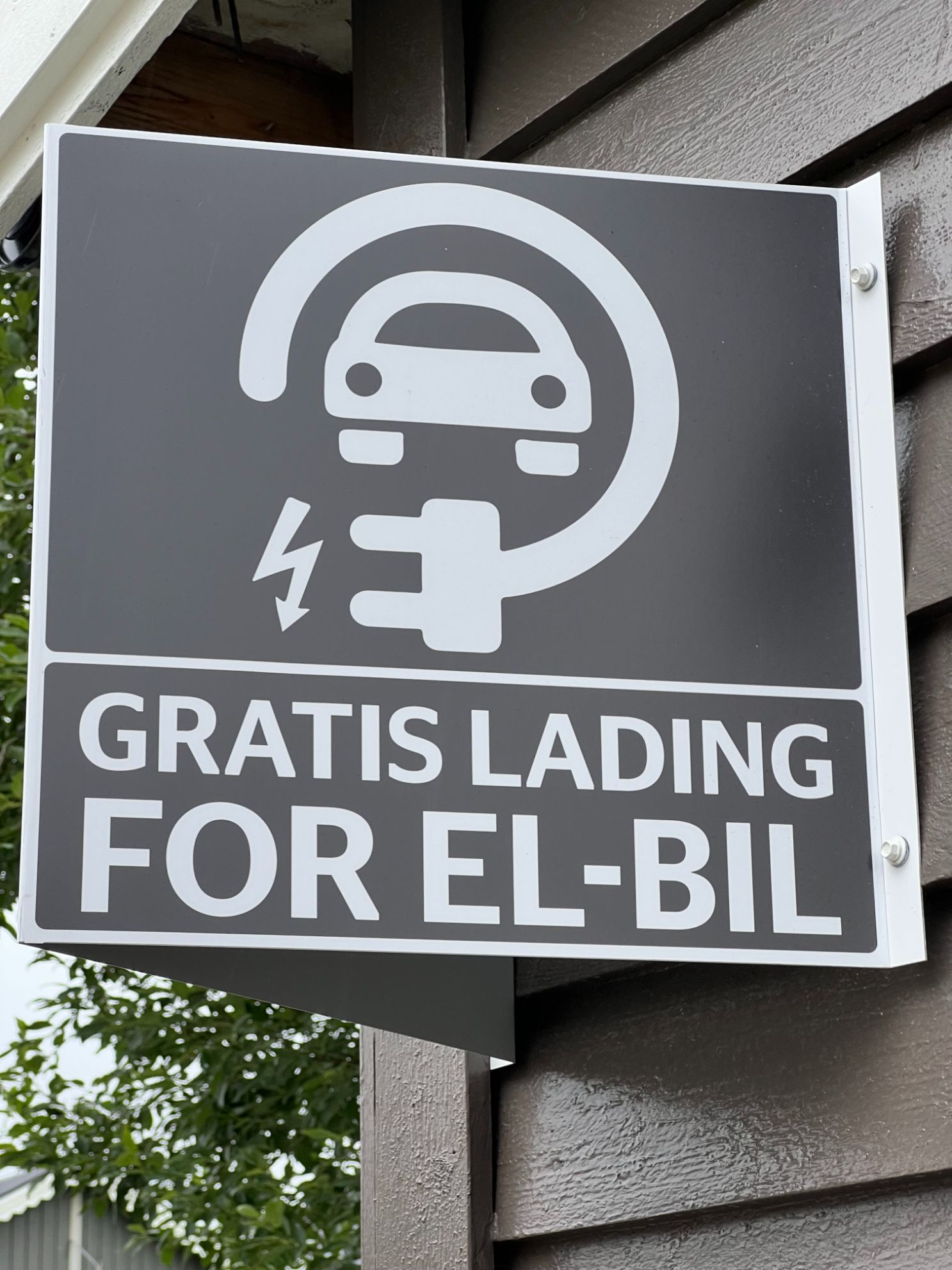 Skilt, Gratis lading for el-bil